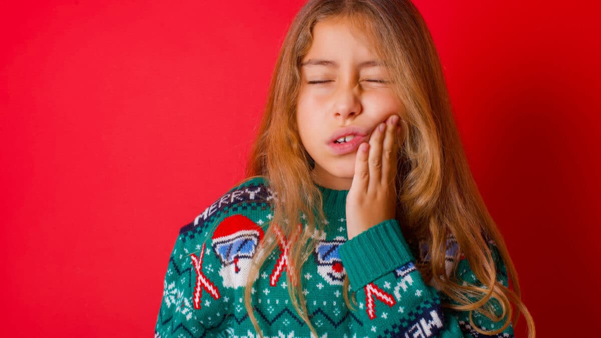 dont-let-a-toothache-spoil-your-childs-christmas-heres-what-to-do