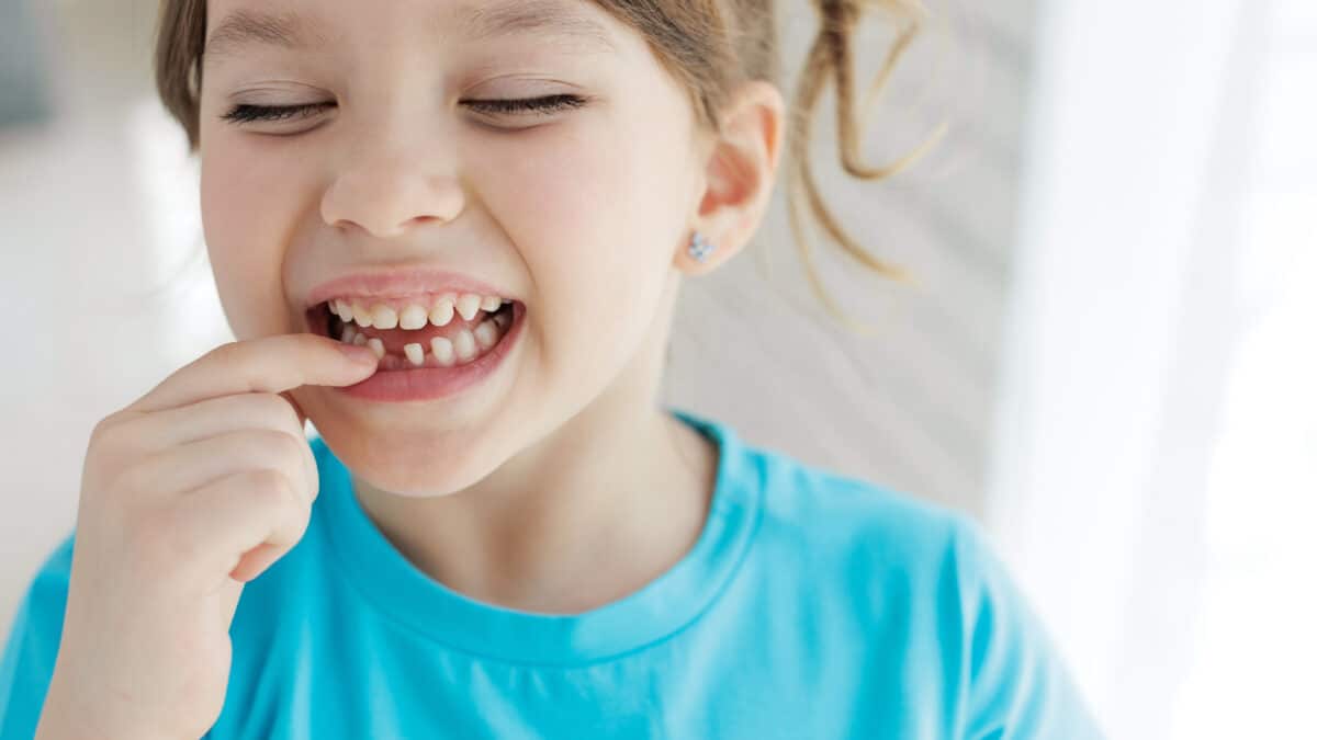 my-child-has-a-loose-tooth-what-can-parents-do