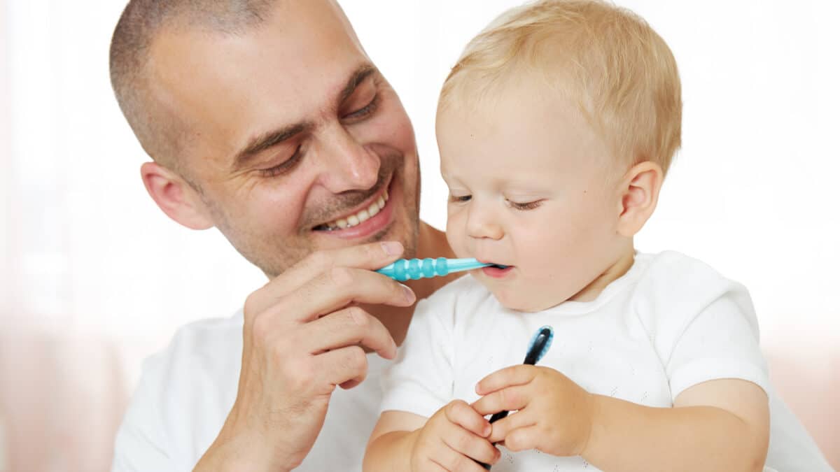 the-complete-guide-to-taking-care-of-babys-first-teeth